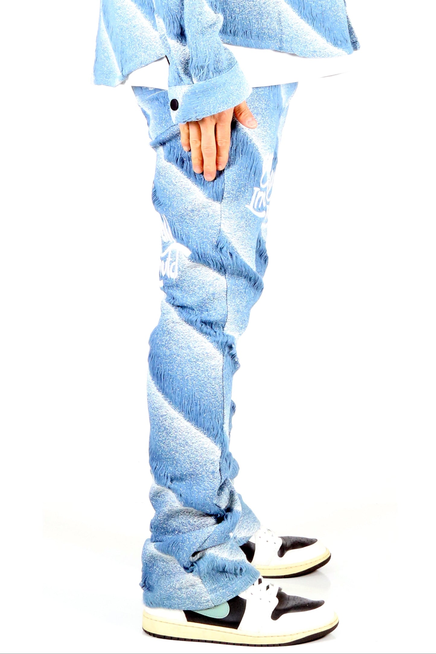 DUSTY Men's premium jacquard pattern slim fit denim pant.